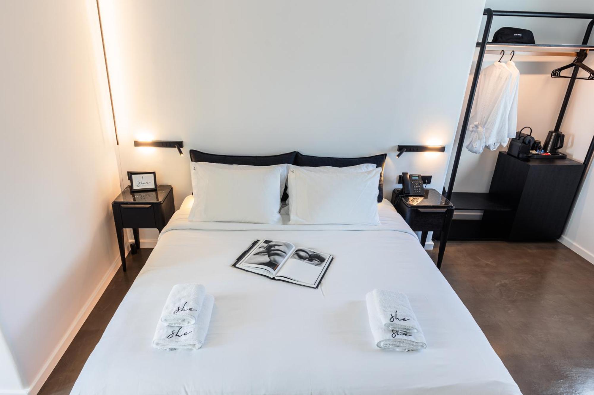 She Mykonos - The Residency Aparthotel Mykonos Town ภายนอก รูปภาพ