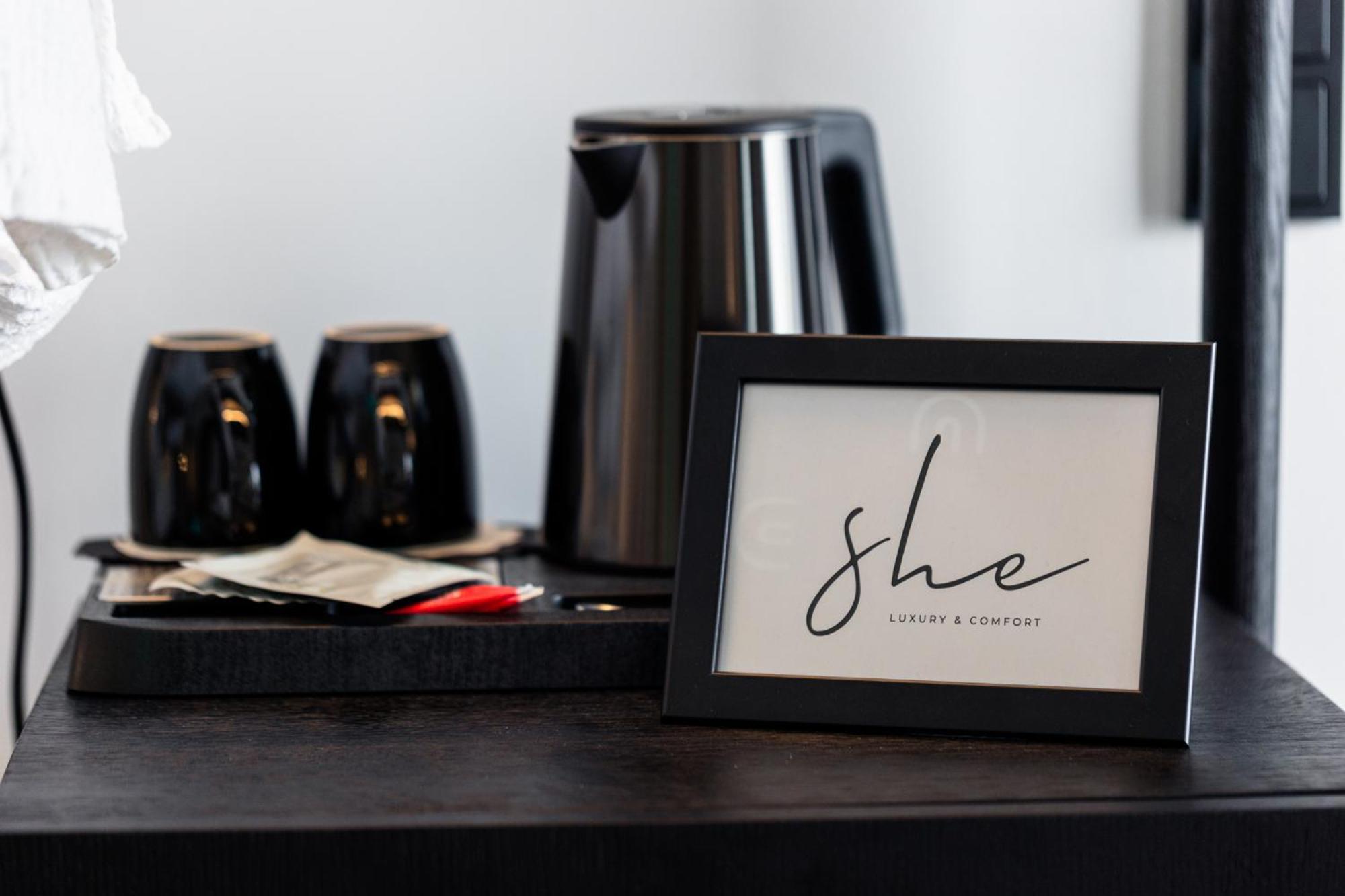 She Mykonos - The Residency Aparthotel Mykonos Town ภายนอก รูปภาพ