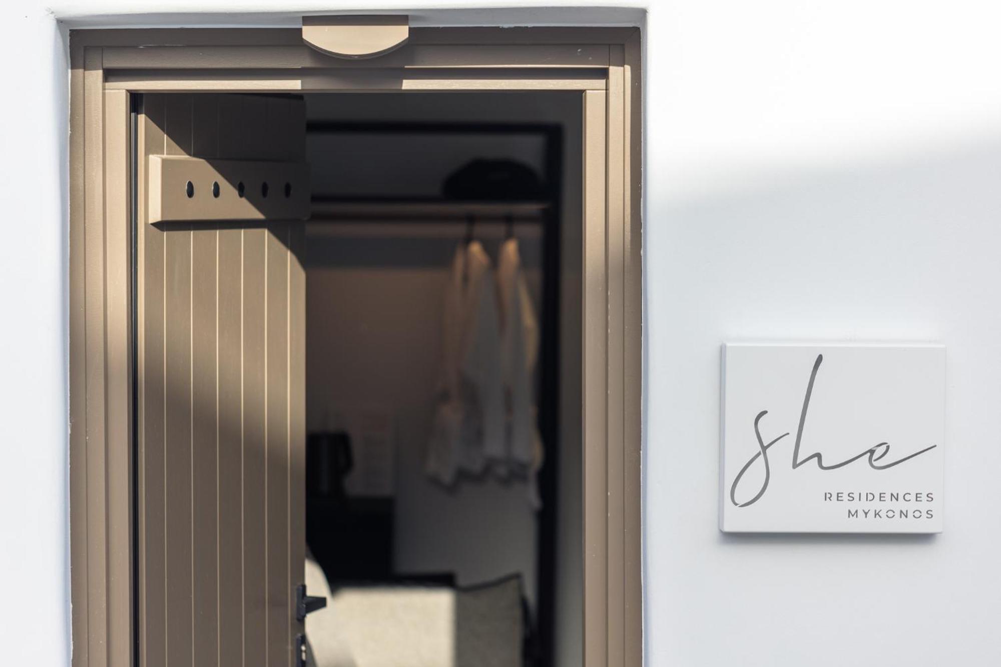 She Mykonos - The Residency Aparthotel Mykonos Town ภายนอก รูปภาพ