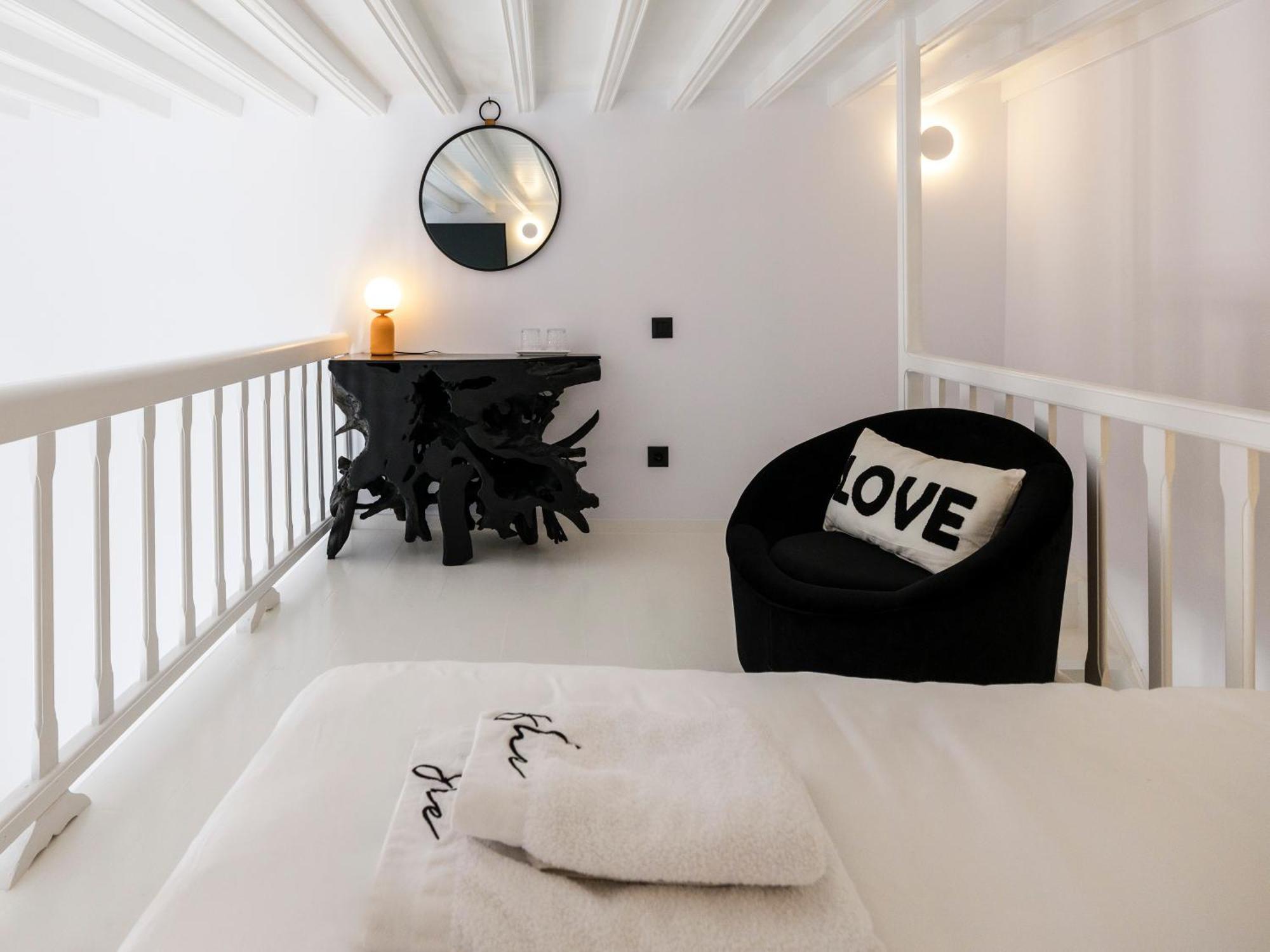 She Mykonos - The Residency Aparthotel Mykonos Town ภายนอก รูปภาพ